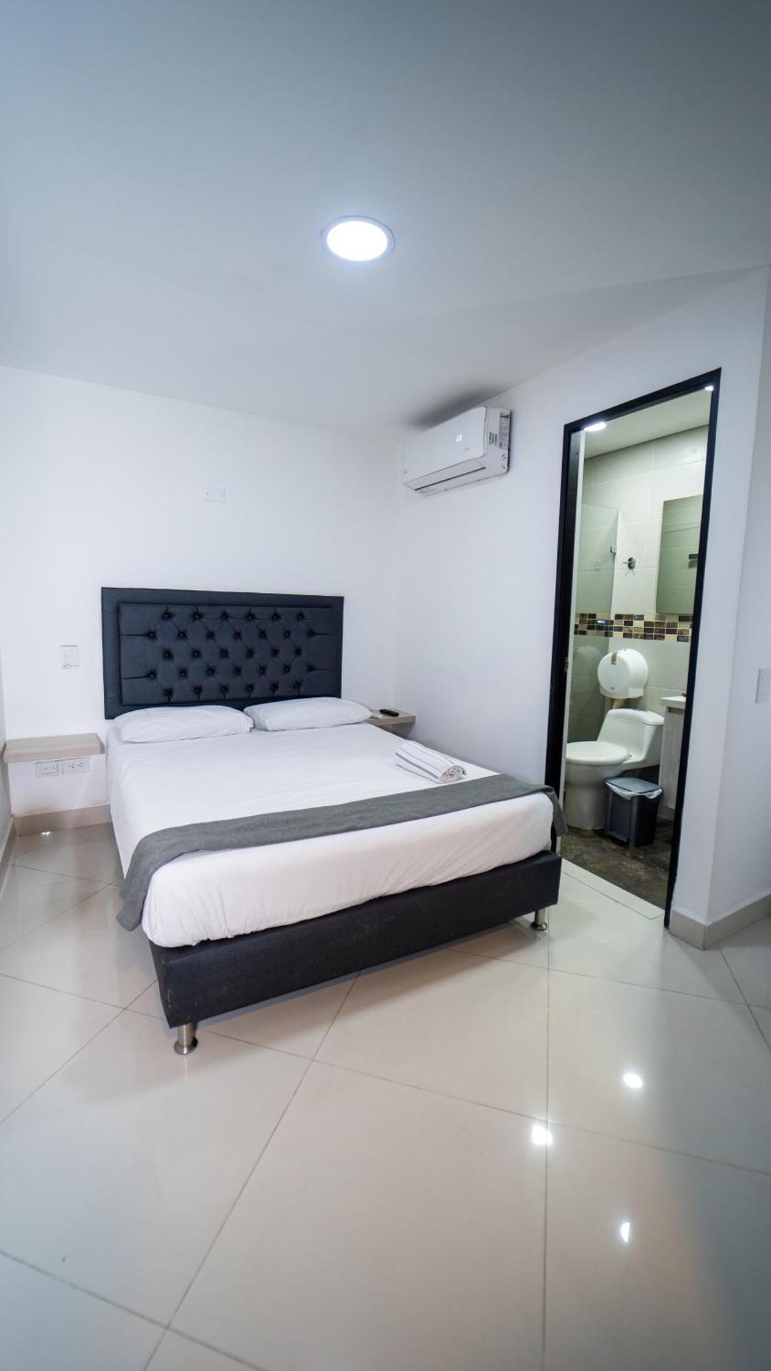 79 Hotel เมเดยิน ภายนอก รูปภาพ